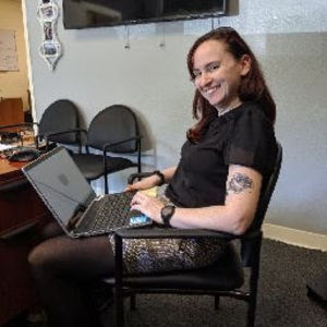 Meet your Posher, Carrie